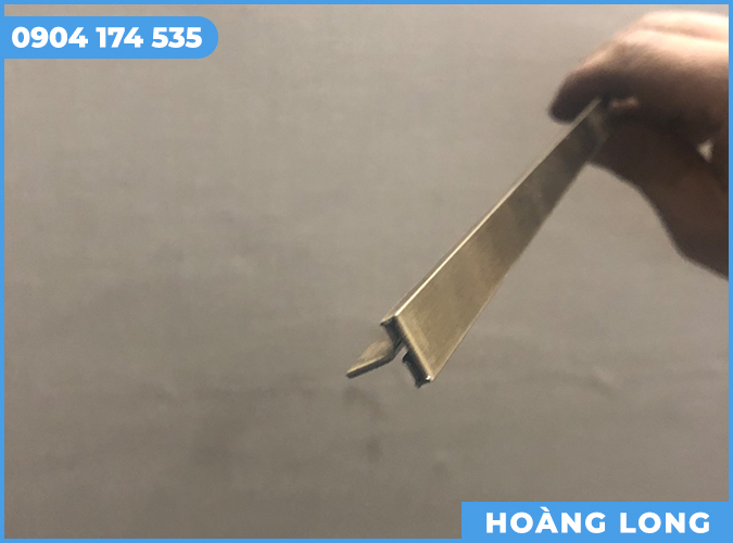 Dịch vụ cắt khắc laser - Cắt Laser Hoàng Long - Công Ty TNHH Sản Xuất Chế Tạo Thương Mại Và Xuất Nhập Khẩu Hoàng Long